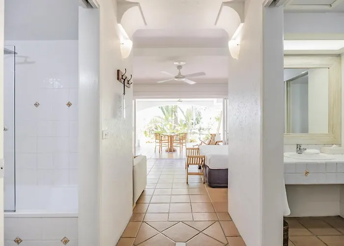 The Reef House Adults Retreat - Enjoy 28 Complimentary Inclusions