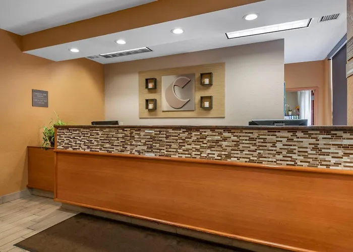 Comfort Inn & Suites Orlando North