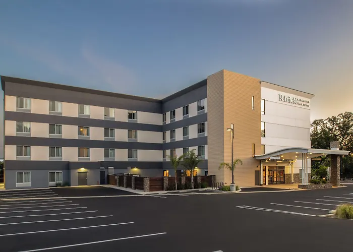 Fairfield Inn & Suites By Marriott Santa Cruz