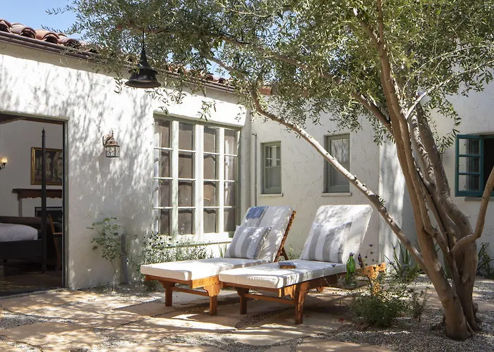 Casa Cody