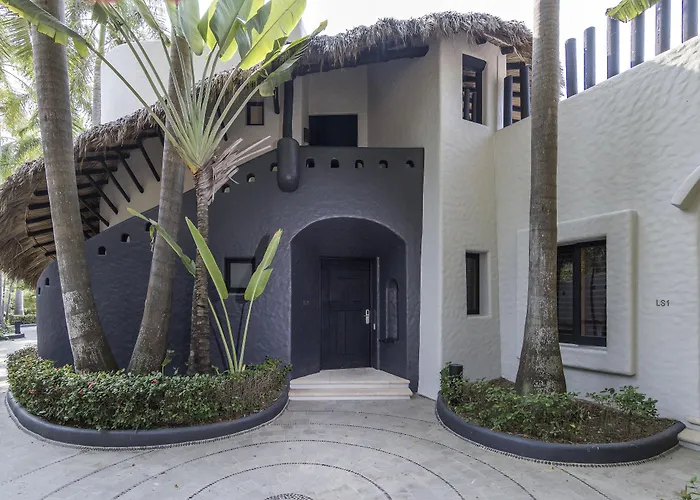 Thompson Zihuatanejo, A Beach Resort, By Hyatt
