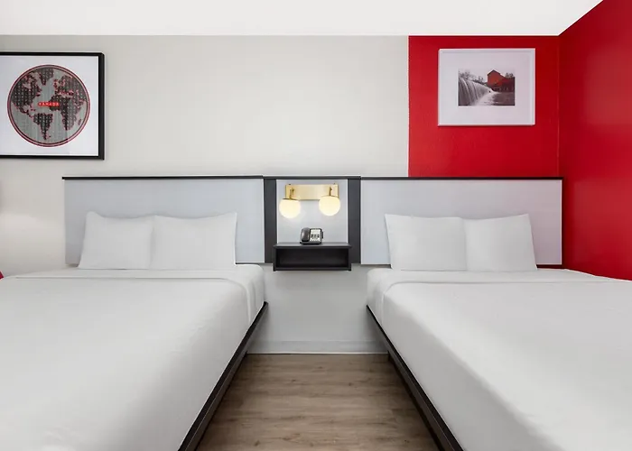 Ramada By Wyndham Tulsa Broken Arrow
