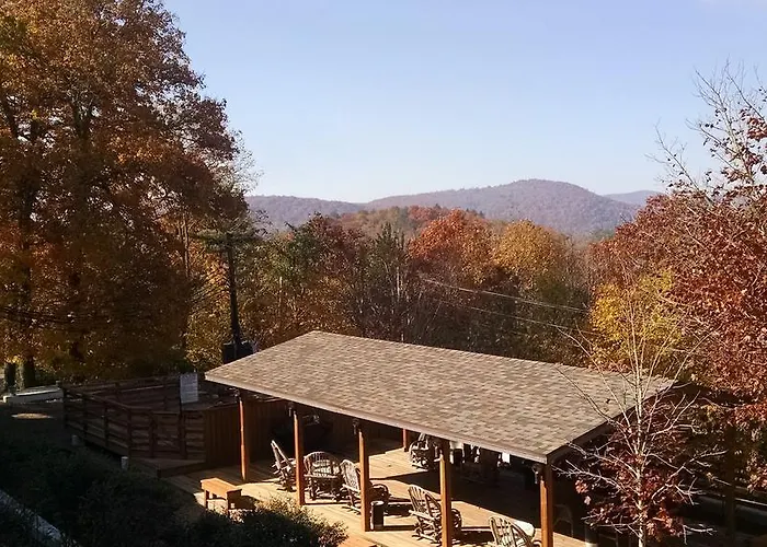 Skyline Lodge
