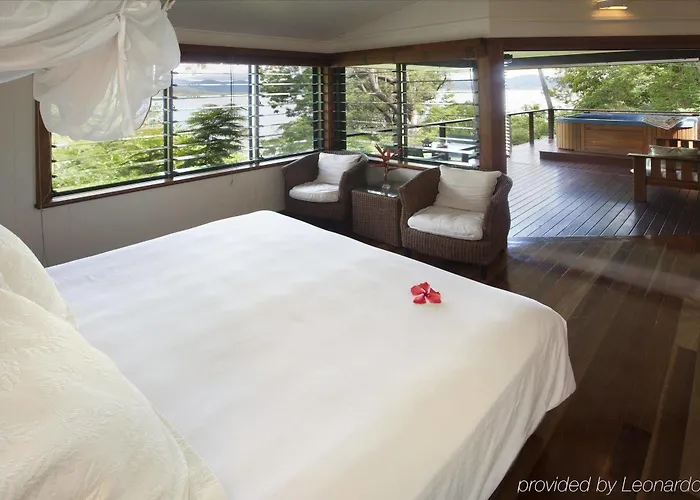 Bloomfield Lodge - Beautifully