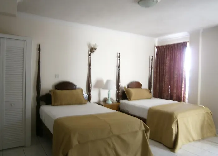 Whispering Bamboo Cove Resort